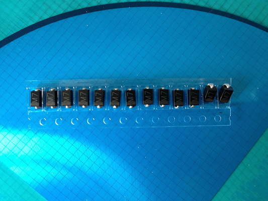 M7 Chip SMD Rectifier Diode SMA Package Low Reverse Leakage 0.075g Weight