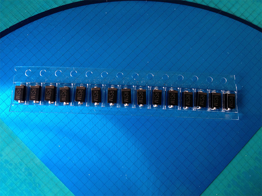 Fast Recovery Small Signal Diode RS1M 1.3V Max Forward Voltage With Glass Passivated Junction
