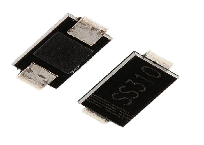 SS32 - SS320 Surface Mount Schottky Diode SMA / DO-214AC Package Light Weight