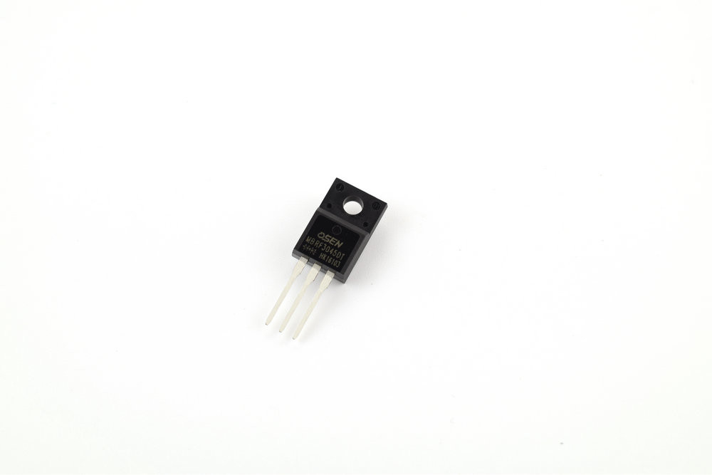 High Efficiency Schottky Barrier Diode / Low Forward Voltage Diode 0.7V